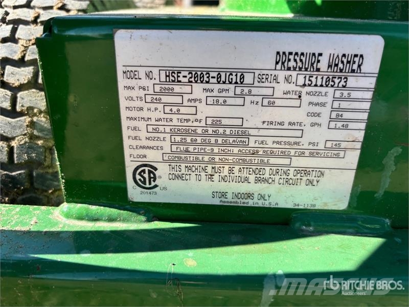 John Deere AC-2000EH Pressure Washer Düsük basinçli yikama makinalari