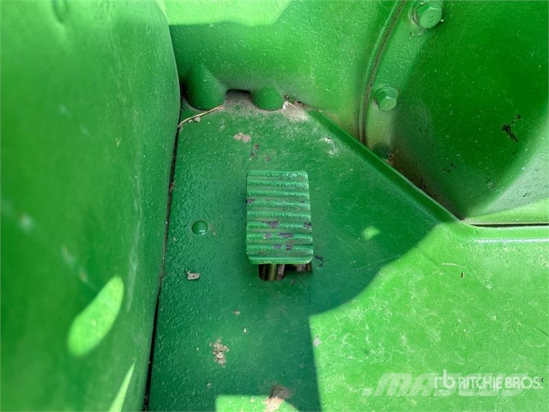 John Deere AR 2WD Antique Tractor Traktori