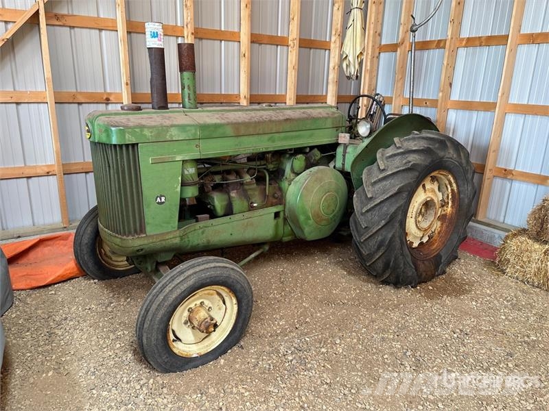 John Deere AR 2WD Tractor (Inoperable) Traktörler