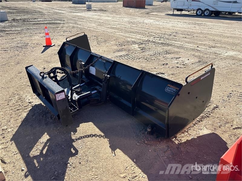 John Deere BL10B 120 in Skid Steer Snow Blade Hóeltakarítók