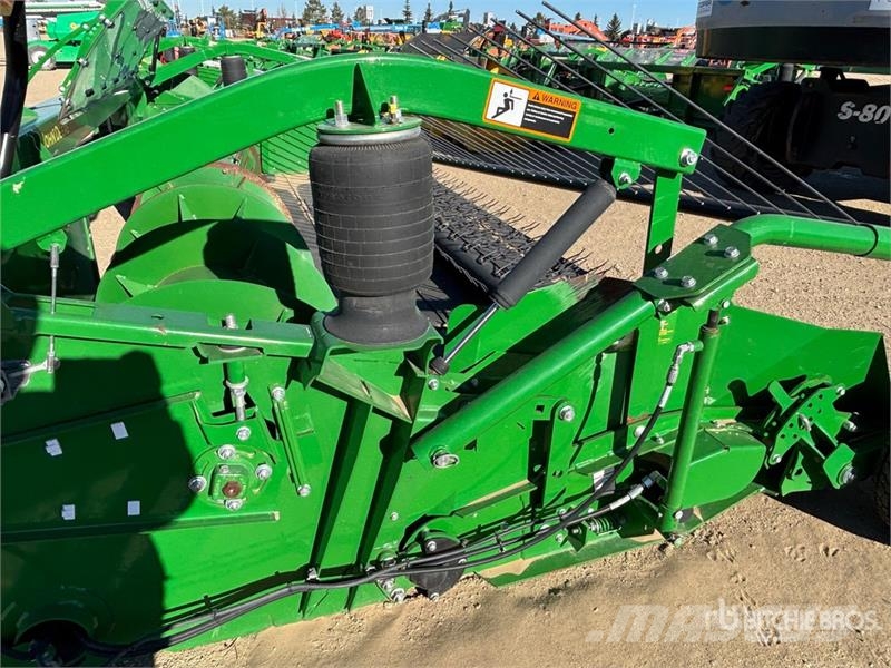 John Deere BP15 15 ft Belt Combine Pickup Header Kombájn adapterek
