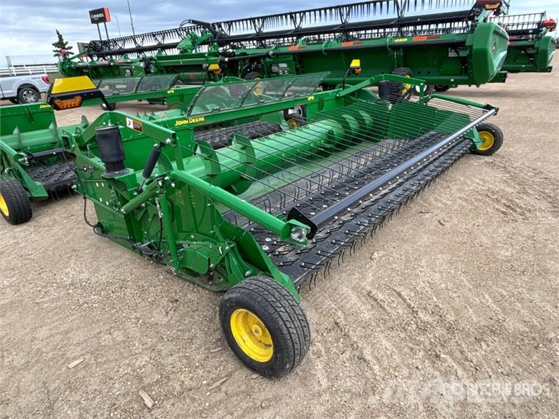 John Deere BP15 15 ft Combine Pickup Header Testate per mietitrebbie