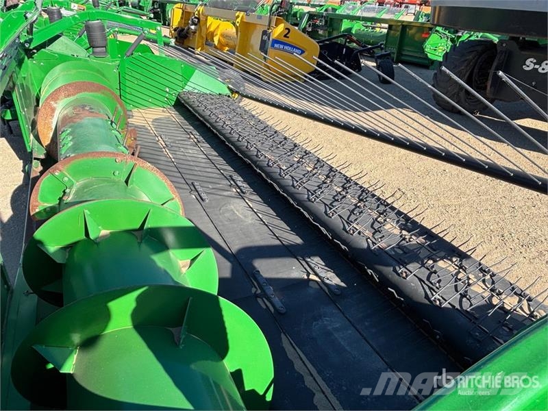 John Deere BP15 15 ft Belt Combine Pickup Header Kombájn adapterek