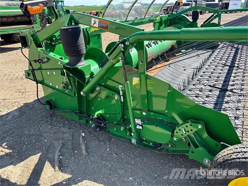 John Deere BP15 15 ft Combine Pickup Header Maaidorser aanbouwdelen