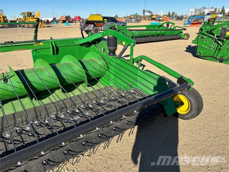 John Deere BP15 15 ft Combine Pickup Header Glave hederi za kombajne
