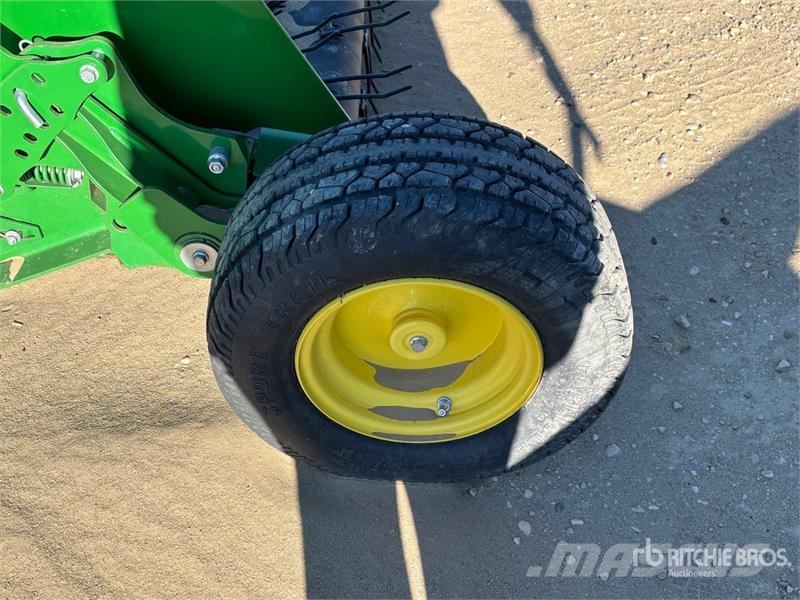 John Deere BP15 15 ft Belt Combine Pickup Header Testate per mietitrebbie