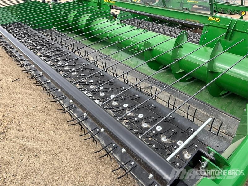 John Deere BP15 15 ft Combine Pickup Header Testate per mietitrebbie