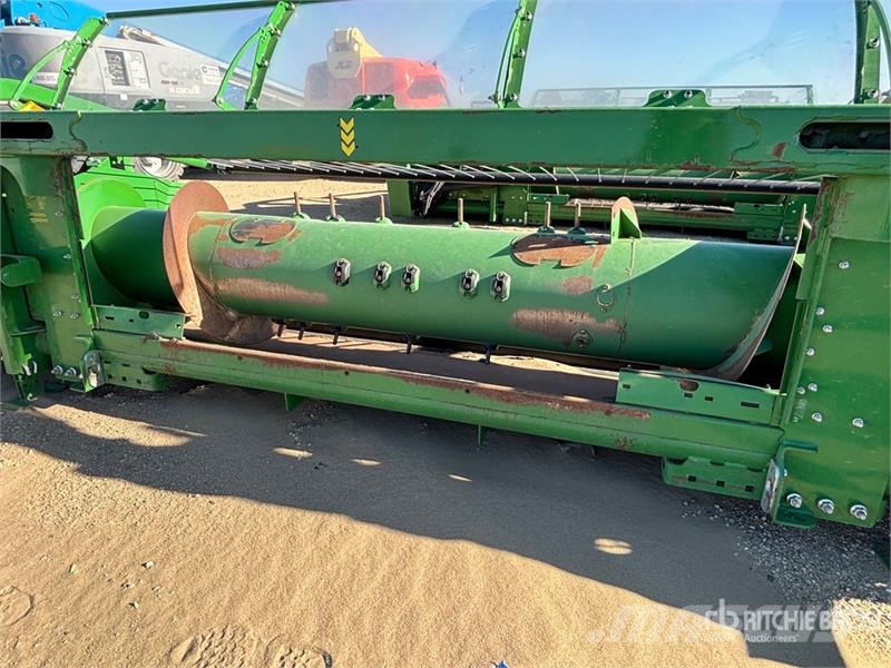 John Deere BP15 15 ft Belt Combine Pickup Header Testate per mietitrebbie