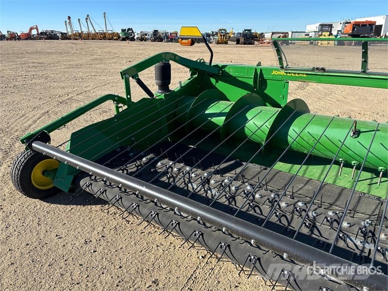 John Deere BP15 15 ft Combine Pickup Header Glave hederi za kombajne