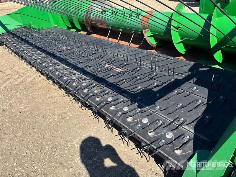 John Deere BP15 15 ft Combine Pickup Header Maaidorser aanbouwdelen