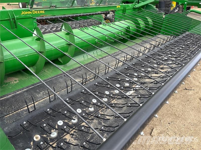 John Deere BP15 15 ft Combine Pickup Header Testate per mietitrebbie