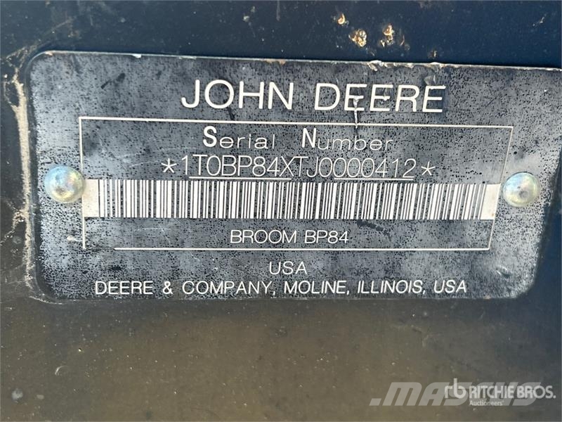 John Deere BP84 Četke