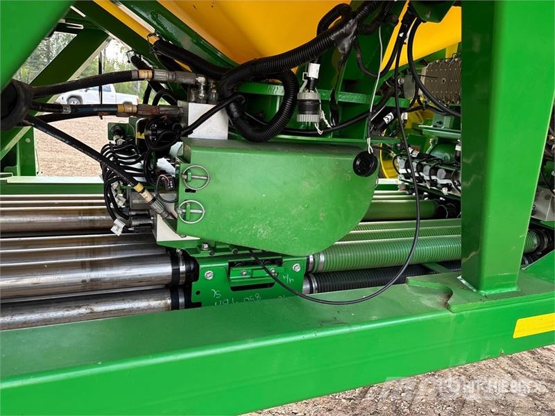 John Deere C850 Mechanické sejačky