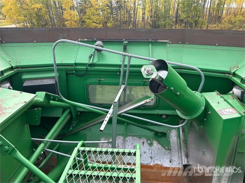 John Deere CTS II Combine Harvester Skurtreskere