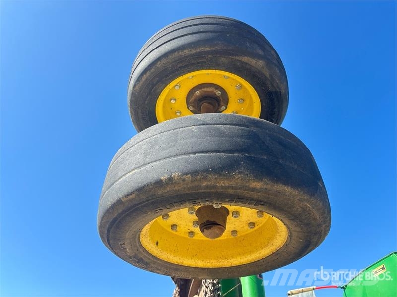 John Deere CX15 15 ft Flex Wing Rotary Cutter معدات جز نباتات البطاطس المتيبسة