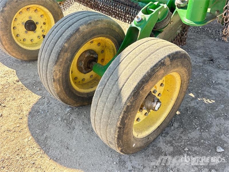 John Deere CX15 15 ft Flex Wing Rotary Cutter معدات جز نباتات البطاطس المتيبسة
