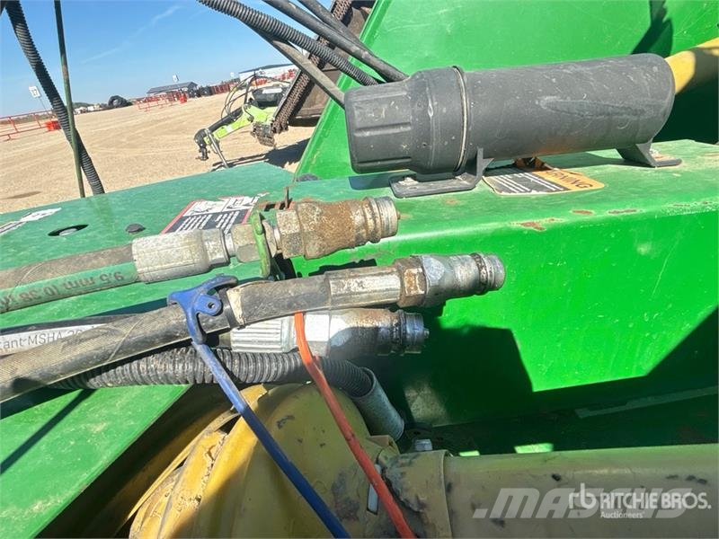 John Deere CX15 15 ft Flex Wing Rotary Cutter معدات جز نباتات البطاطس المتيبسة