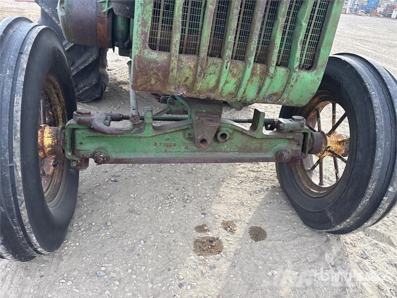 John Deere D Traktori