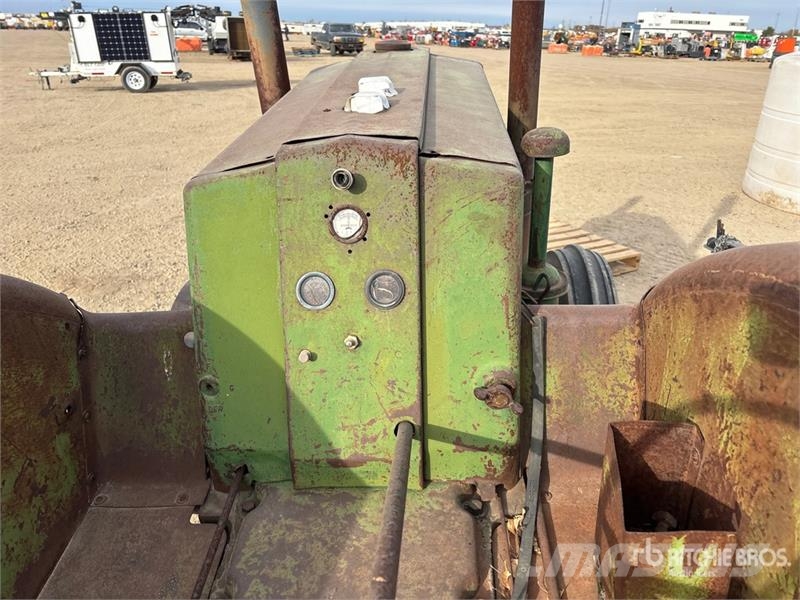 John Deere D Traktori