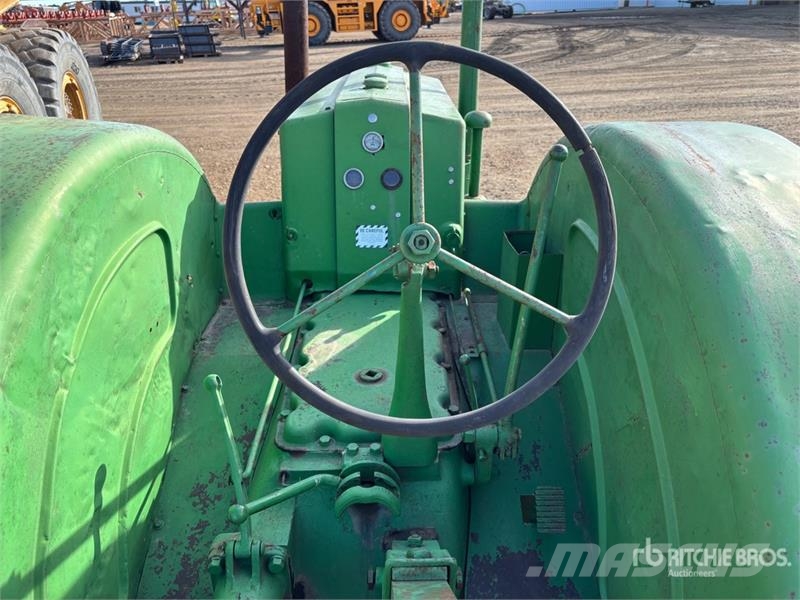 John Deere D Traktorer