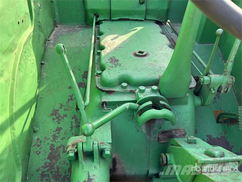 John Deere D Traktorer