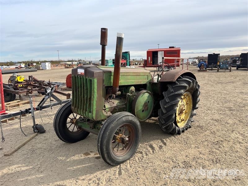 John Deere D Traktori