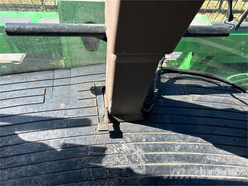 John Deere D450 35 ft Swather Windrower Svanser