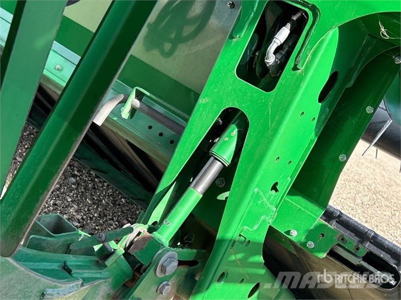John Deere D450 35 ft Swather Windrower Segadoras hileradoras