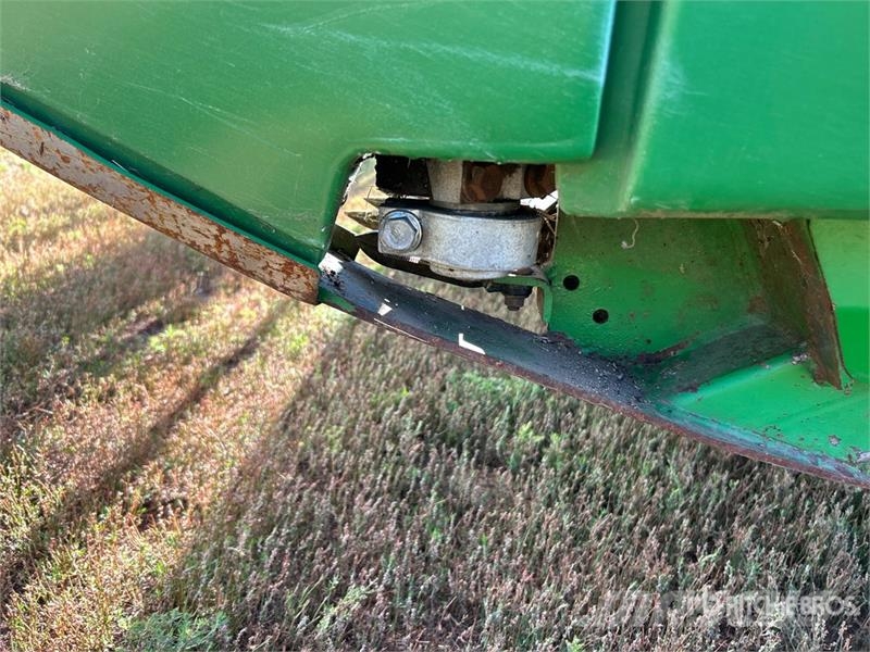 John Deere D450 35 ft Swather Windrower Svanser