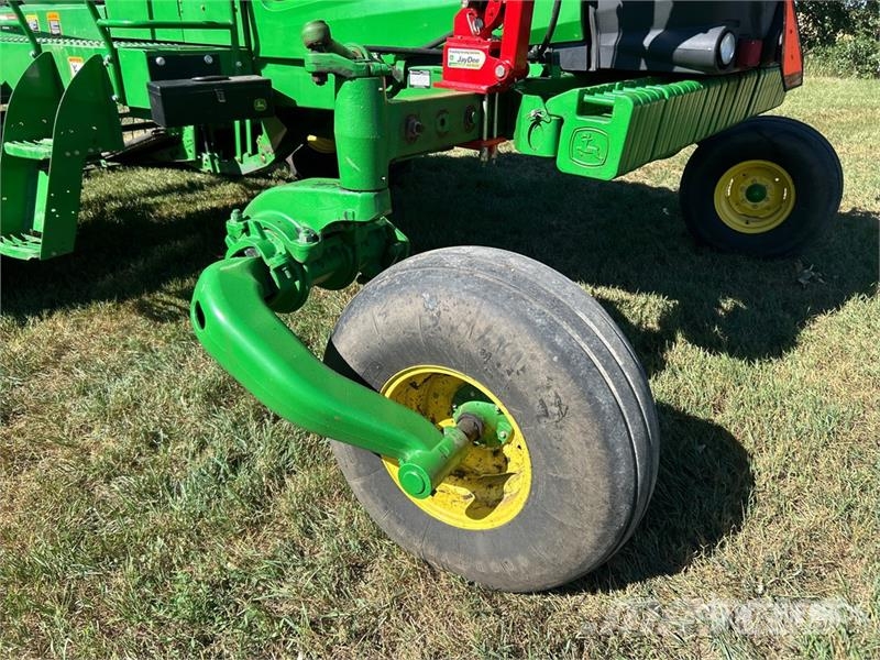 John Deere D450 35 ft Swather Windrower Svanser