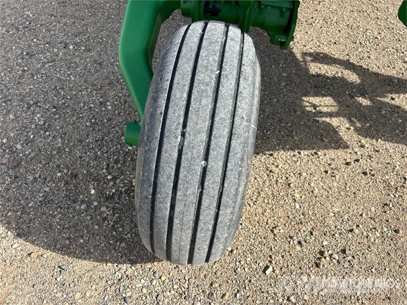 John Deere D450 35 ft Swather Windrower Segadoras hileradoras