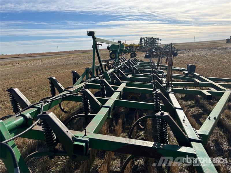 John Deere E1600 Peiliniai plūgai