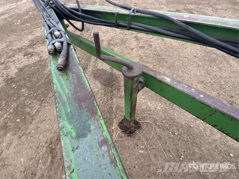 John Deere E1600 24 ft Cultivator Kultivatori