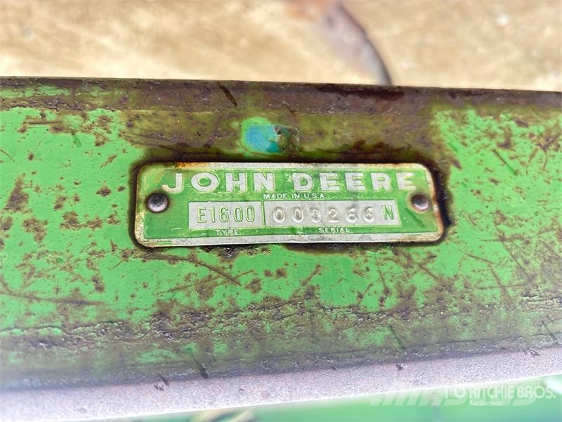 John Deere E1600 24 ft Cultivator Kultivatori