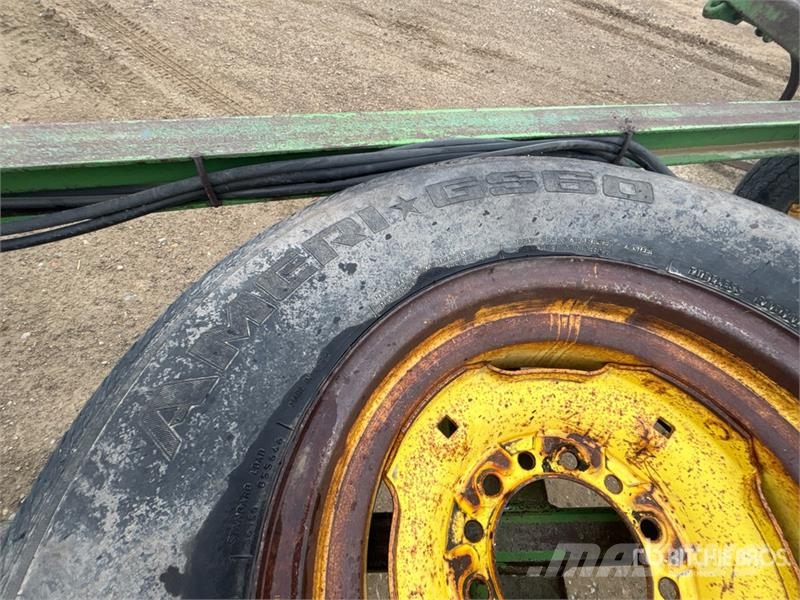 John Deere E1600 24 ft Cultivator Kultivatori