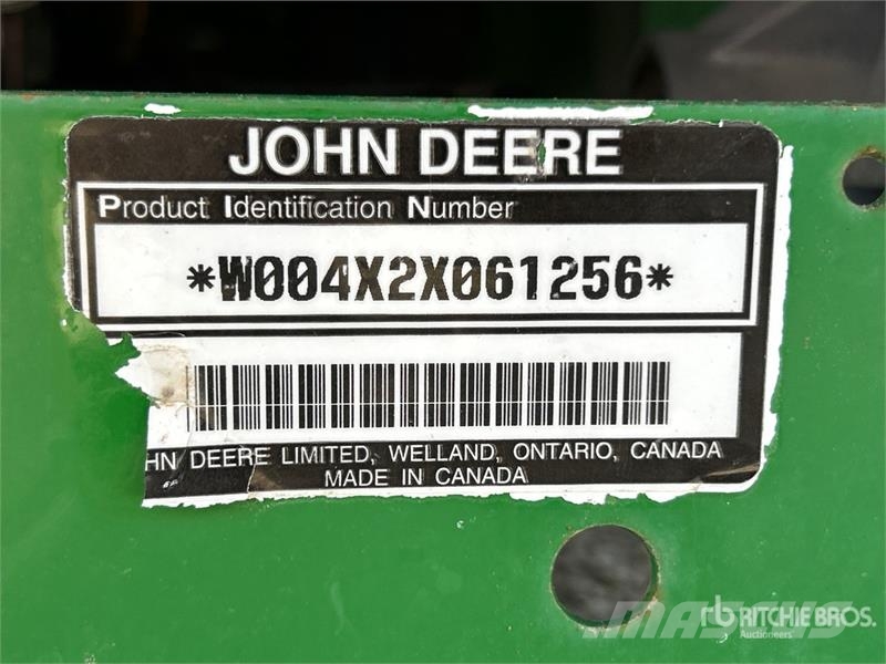 John Deere Gator 4X2 Maquinaria para servicios públicos