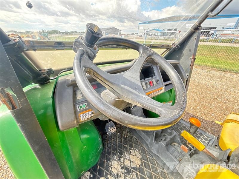 John Deere Gator XUV 625i 4x4 Utility Vehicle Máquinas utilitárias