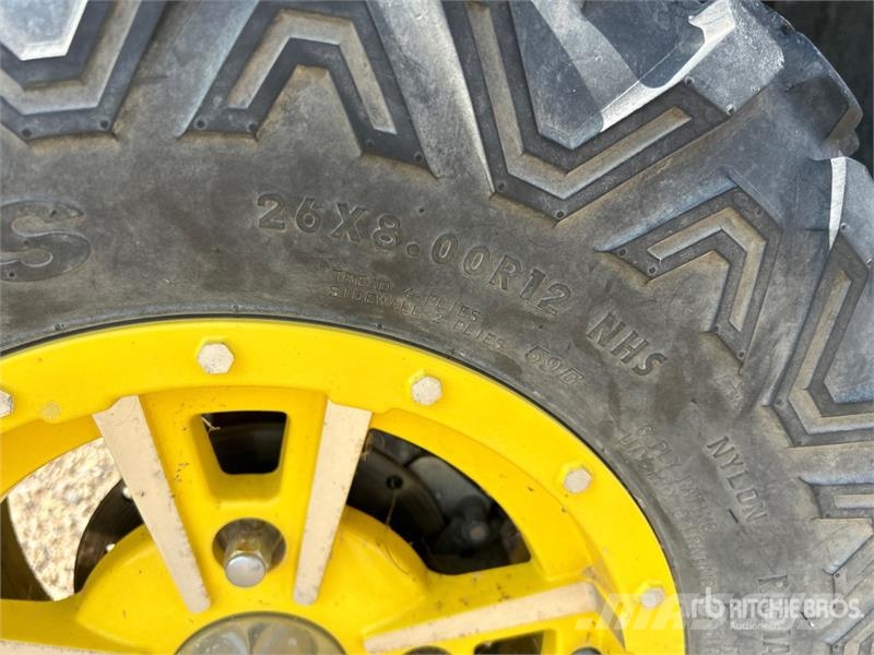 John Deere Gator XUV550 S4 4x4 Utility Vehicle (Inoperable) Maquinaria para servicios públicos