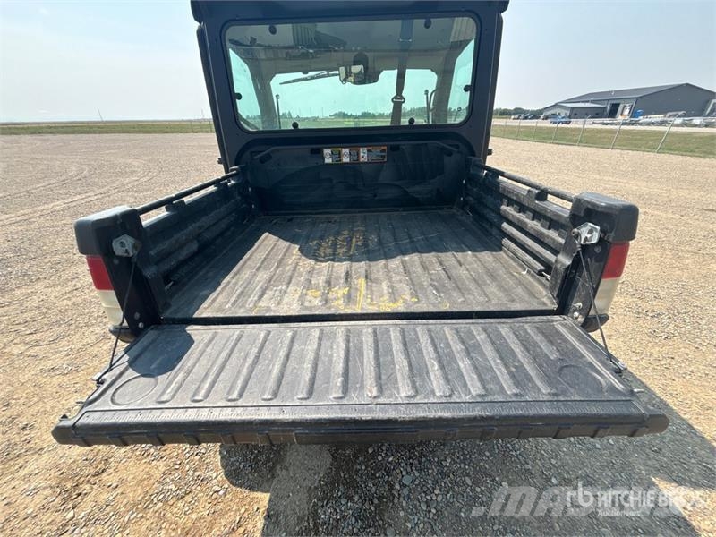 John Deere Gator XUV835R 4x4 Utility Vehicle Pomoćni strojevi