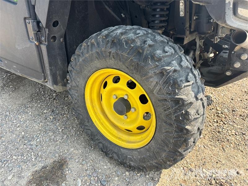 John Deere Gator XUV835R 4x4 Utility Vehicle Pomoćni strojevi
