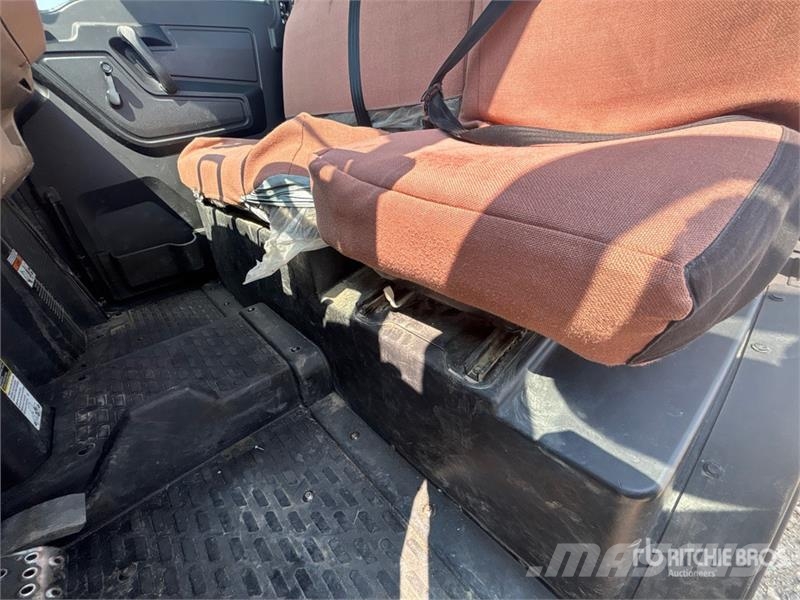 John Deere Gator XUV835R 4x4 Utility Vehicle Pomoćni strojevi