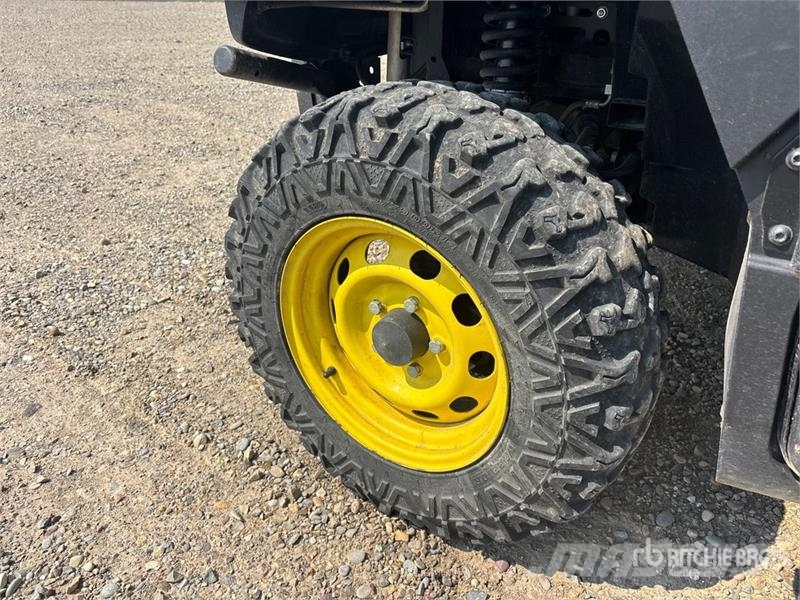 John Deere Gator XUV835R 4x4 Utility Vehicle Pomoćni strojevi