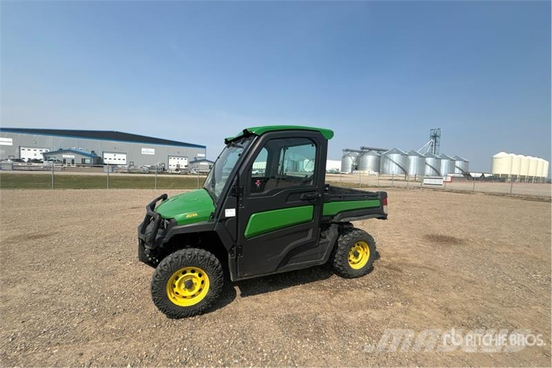 John Deere Gator XUV835R 4x4 Utility Vehicle Pomoćni strojevi