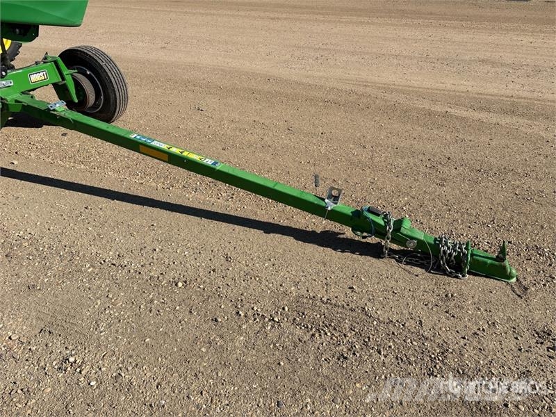 John Deere HD35R 35 ft Hinged Draper Combine Header コンバイン・ハーベスター・ヘッド