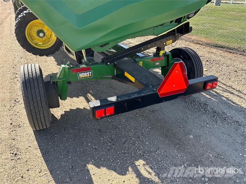 John Deere HD35R 35 ft Hinged Draper Combine Header コンバイン・ハーベスター・ヘッド