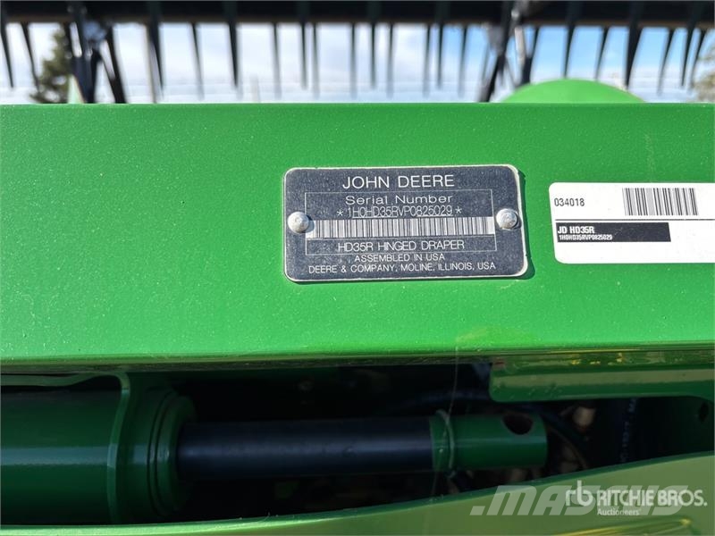 John Deere HD35R 35 ft Hinged Draper Combine Header コンバイン・ハーベスター・ヘッド
