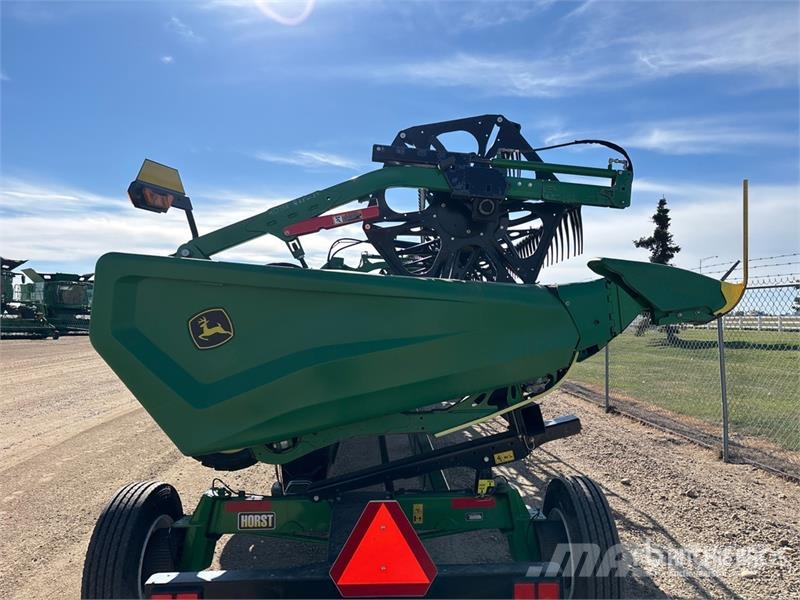 John Deere HD35R 35 ft Hinged Draper Combine Header コンバイン・ハーベスター・ヘッド