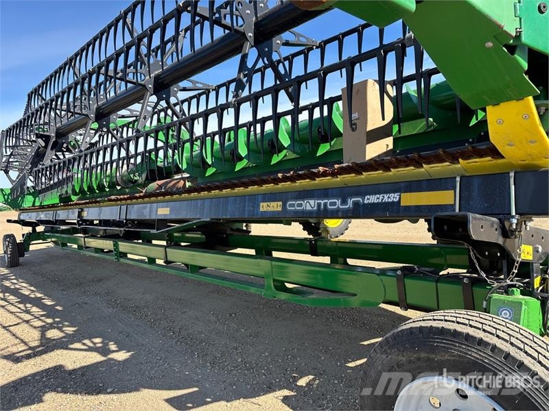John Deere HD35R 35 ft Hinged Draper Combine Header コンバイン・ハーベスター・ヘッド