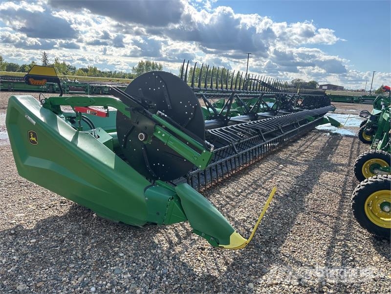 John Deere HD40R 40 ft Hinged Draper Combine Header Cabeçotes de colheitadeira