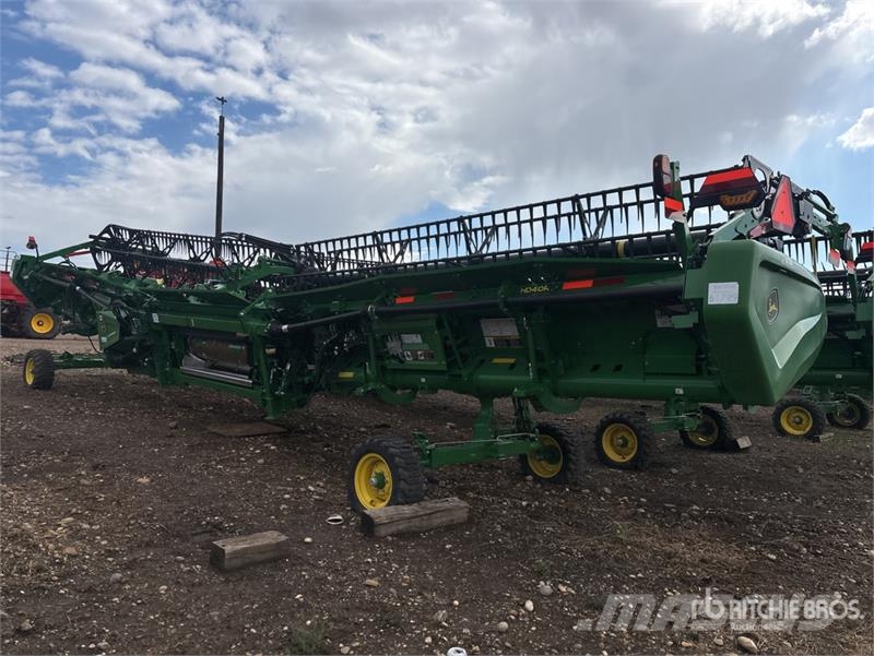 John Deere HD40R 40 ft Hinged Draper Combine Header Cabeçotes de colheitadeira
